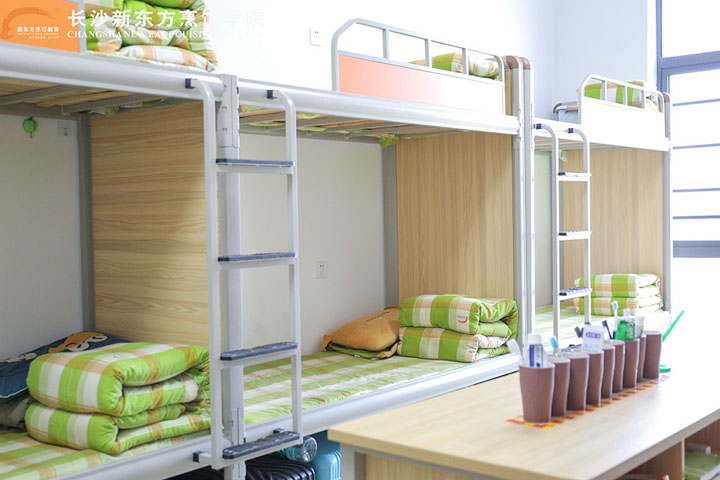 �Lɳ�|����WУ�´��_�W��