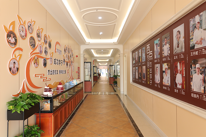 �N���W(xu��)У,�ļҏN���W(xu��)У�̵ĺ�