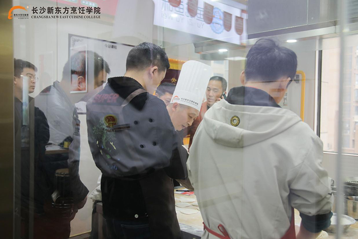 �L(zh��ng)ɳ�|��