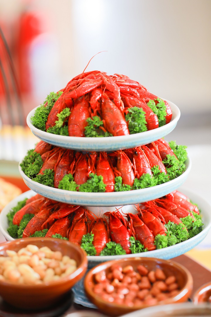 �Lɳ�|����WУ�в���ϯ��Ʒ3