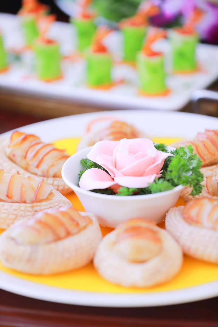 �Lɳ�|����WУ�в���ϯ��Ʒ5