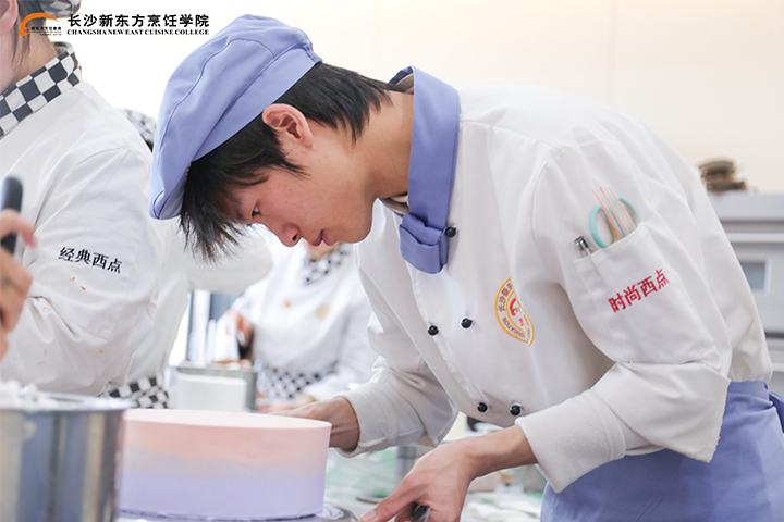 男生可以學(xué)習(xí)西點烘焙