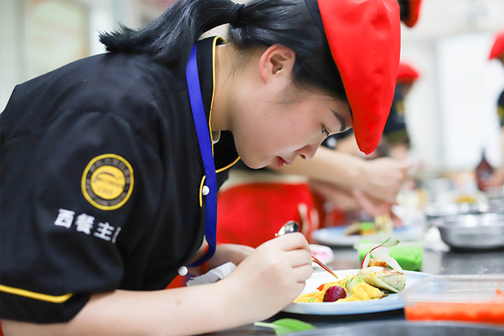 女的適合學(xué)什么技術(shù)