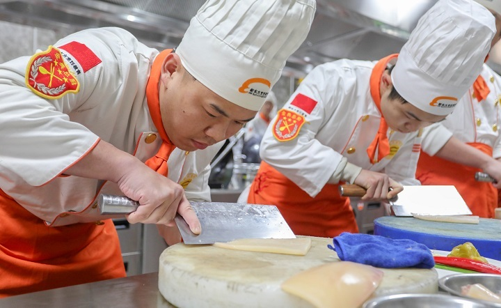 初中生適合學(xué)什么技術(shù)