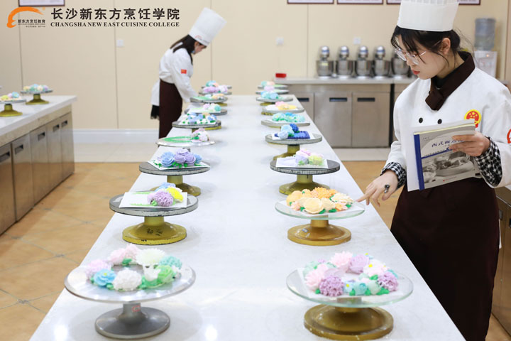 長(zhǎng)沙新東方烹飪學(xué)校