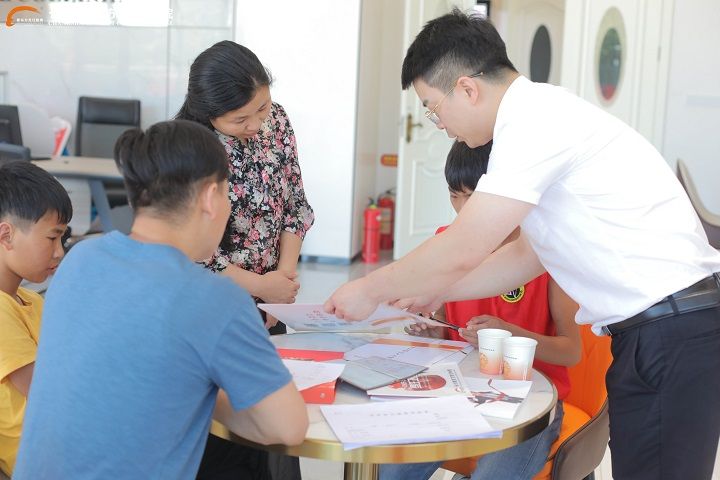 長(zhǎng)沙新東方烹飪學(xué)校