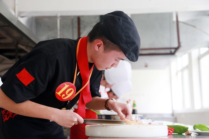 �Lɳ�|����W(xu��)У��係�N���I(y��)