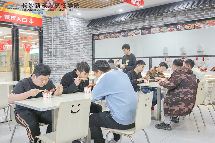 開一家餐飲店需要注意什么