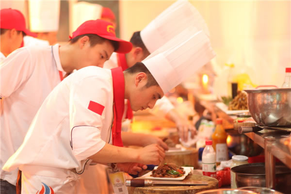 新東方烹飪學(xué)校學(xué)費(fèi)