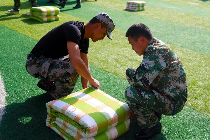 �Lɳ�|����WУ