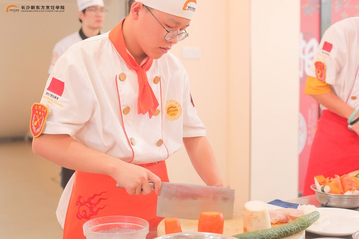 �Lɳ�|����W(xu��)У