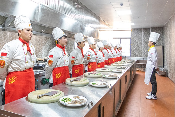 �W(xu��)����y���y