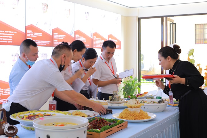 �Lɳ�|����W(xu��)У