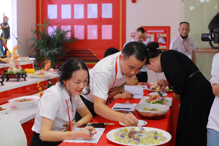 �Lɳ�|����W(xu��)У