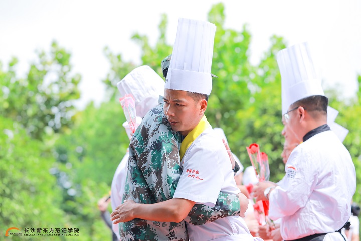 �L(zh��ng)ɳ�|����W(xu��)У