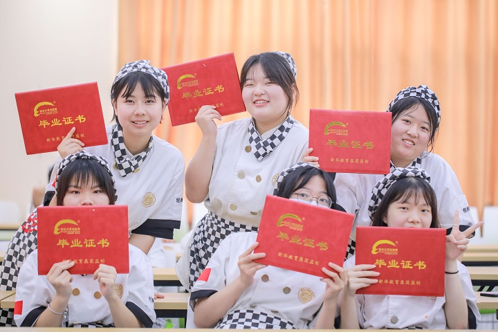 �L(zh��ng)ɳ�|����W(xu��)У