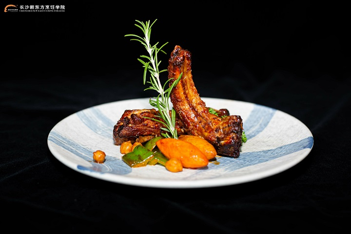 想學(xué)西餐當(dāng)“廚神”