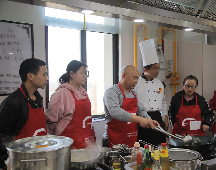 學(xué)醬板鴨可以去哪學(xué)