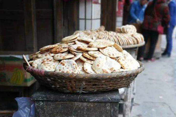 ���(y��ng)��ɫ