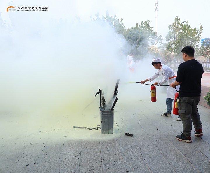 消防演練強(qiáng)意識(shí)