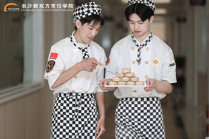 ���c(di��n)�決��(zhu��n)�I(y��)