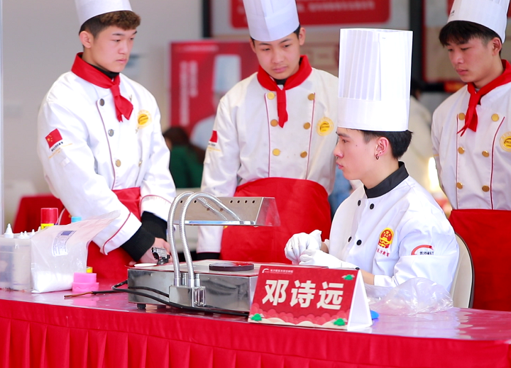 杰出學(xué)子見面會