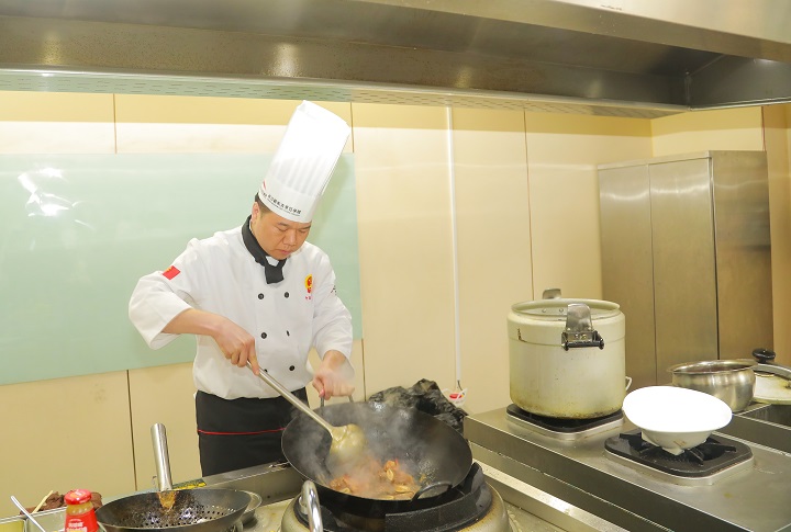 隆華國(guó)際大酒店行政總廚