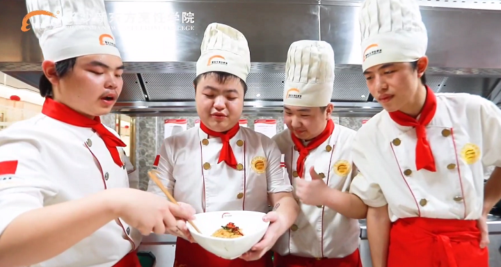 長(zhǎng)沙新東方烹飪學(xué)校單招免試入學(xué)開始