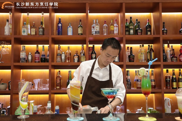 夏季休閑調酒飲品課程