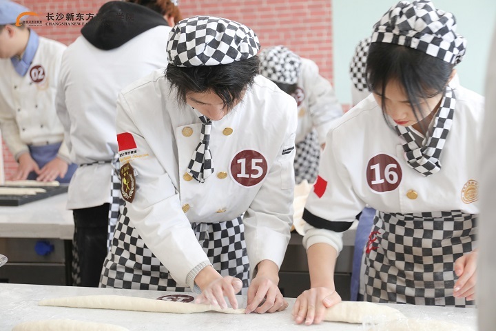 �Lɳ˽��������Ʒ��Ӗ(x��n)�W(xu��)У