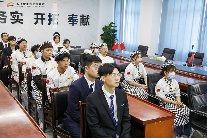 ������Ƹ��