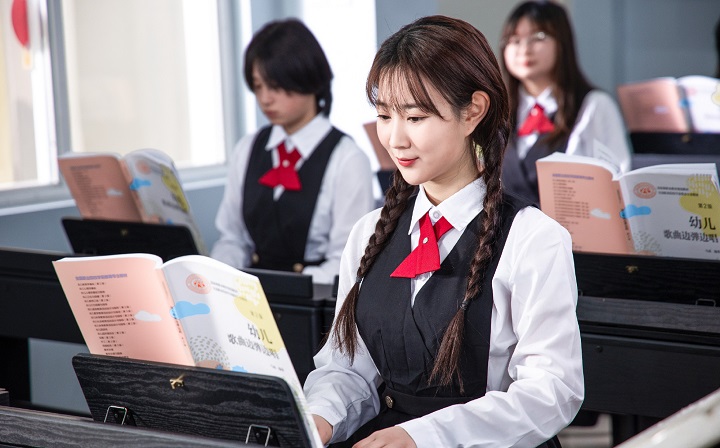 ���Ю��I(y��)Ů���W(xu��)ʲô���I(y��)��