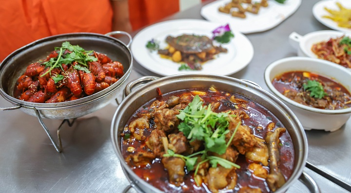 С����Ӗ(x��n)�W(xu��)У�����