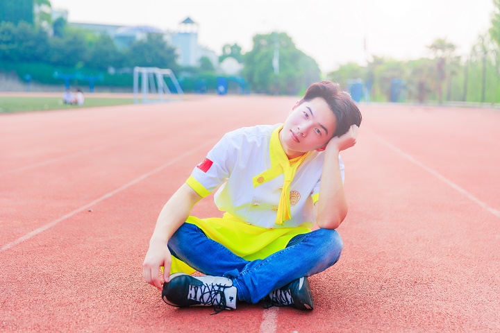 �L(zh��ng)ɳ�|����W(xu��)У