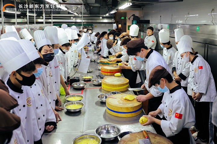 長(zhǎng)沙新東方赴你好大海觀摩學(xué)習(xí)