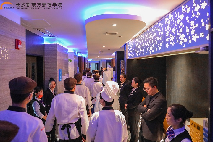 長(zhǎng)沙新東方赴你好大海觀摩學(xué)習(xí)