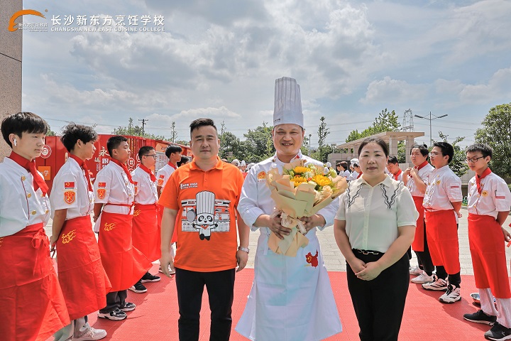 名師進(jìn)校園