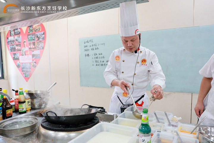 名師進(jìn)校園