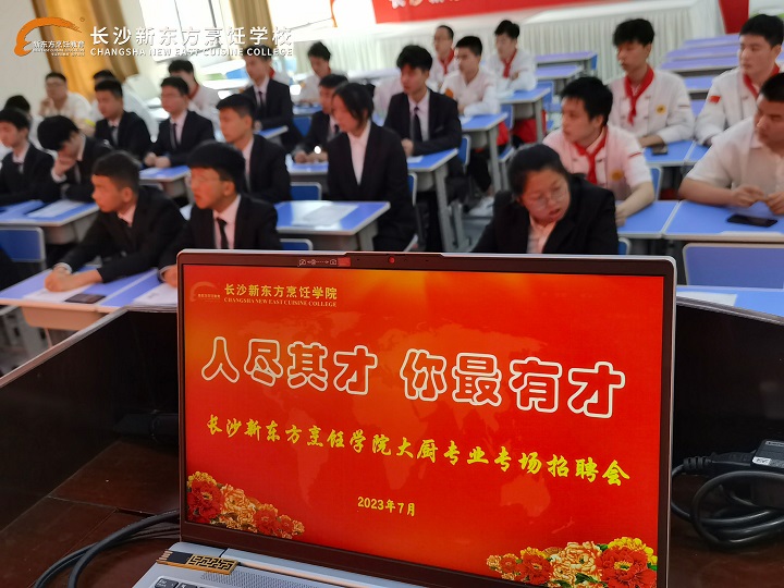 �I(y��)����