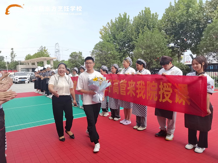 企業(yè)店長(zhǎng)進(jìn)校園