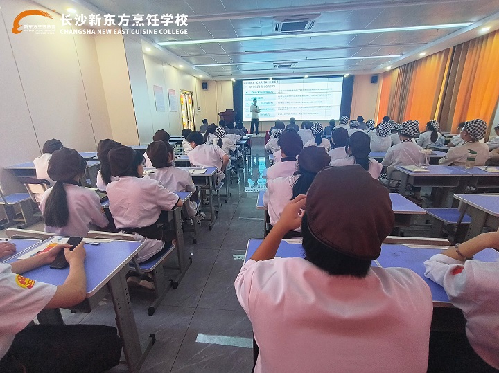 企業(yè)店長(zhǎng)進(jìn)校園