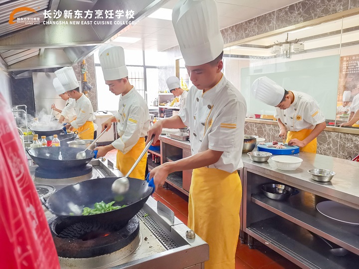 湘間田舍爐灶委培班