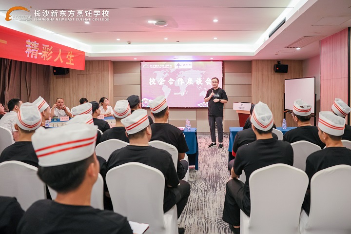 �I(y��)����