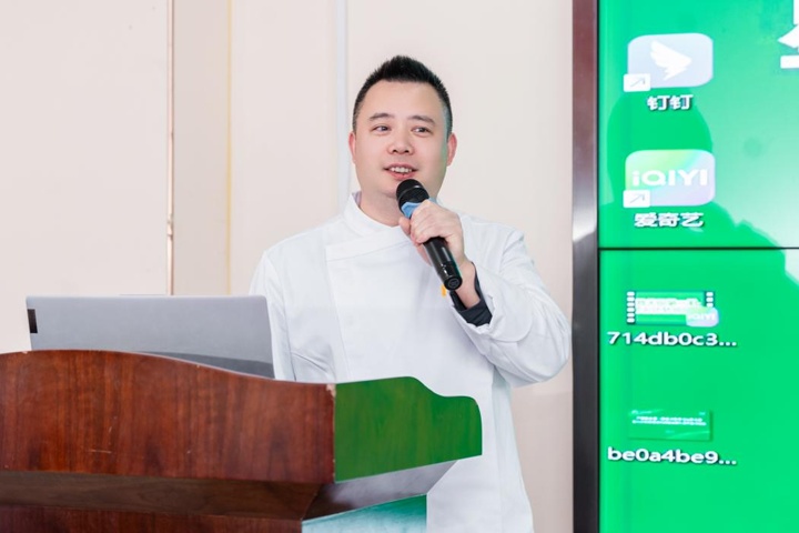 產(chǎn)教融合第一期費(fèi)大廚星火計(jì)劃班崗前實(shí)訓(xùn)結(jié)業(yè)典禮圓滿(mǎn)完成