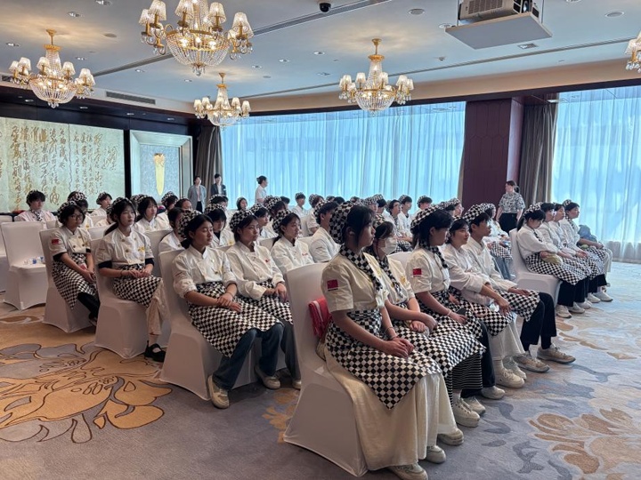 ϖ|߼WУcWM\_ϲ_չЌW֮