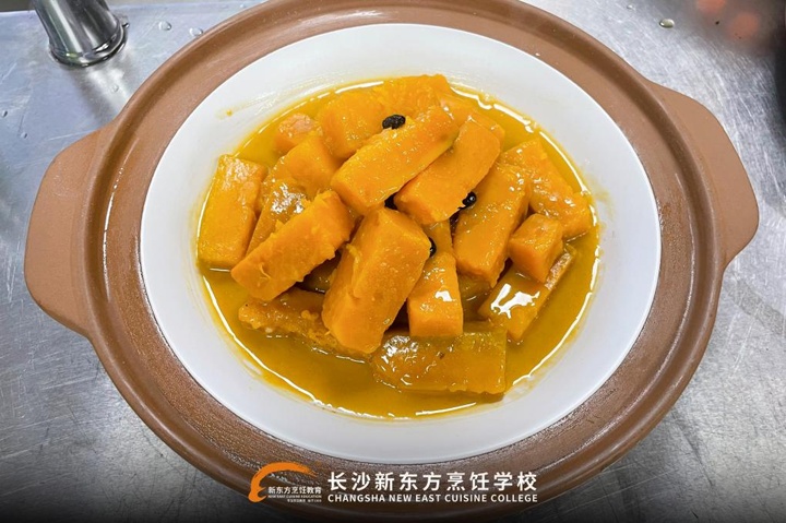 徐記海鮮行政總廚王天山來(lái)校授課啦