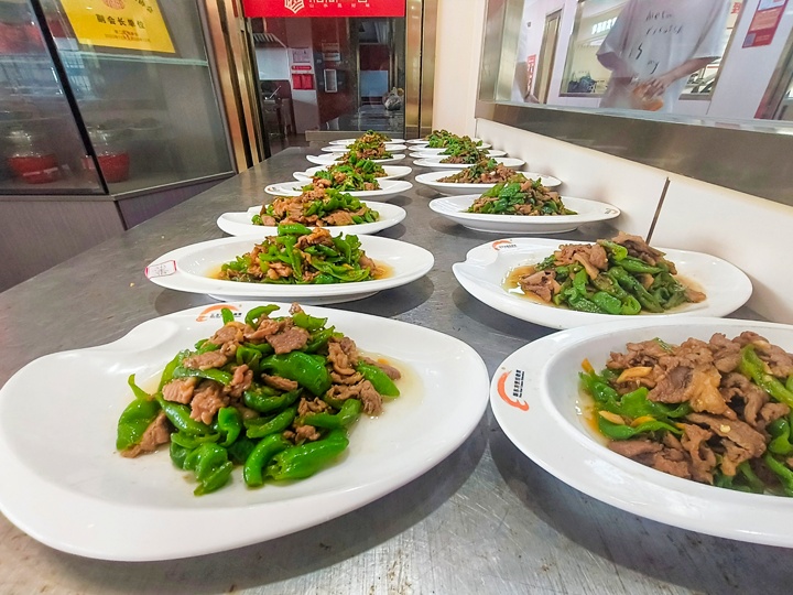 深圳辣可可第12期產教融合訂單班在湖南東方高級技工學校完成選拔