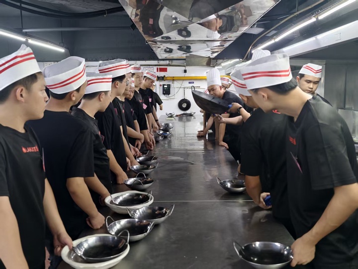 辣可可第 12 期頂崗實(shí)習(xí)圓滿(mǎn)落幕